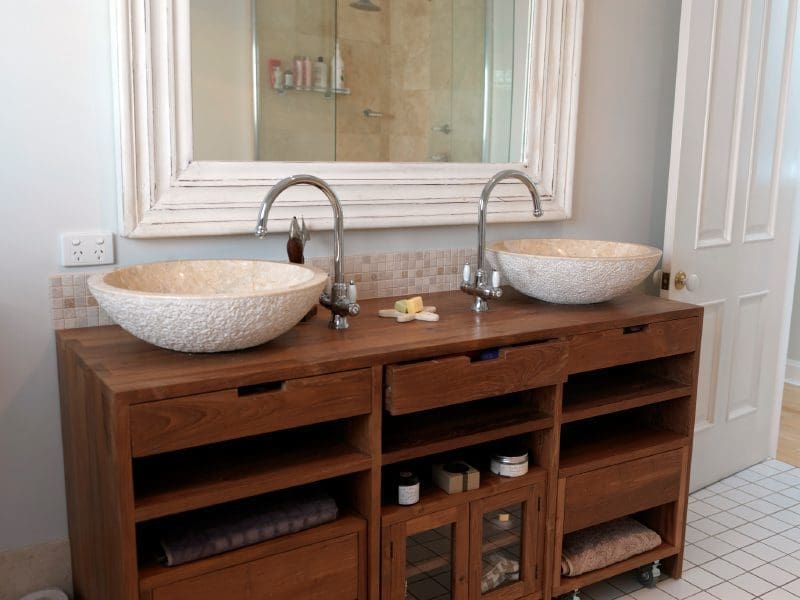 Bathroom-Vanity.jpg