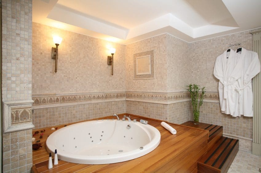 LuxurySpaBath.jpg