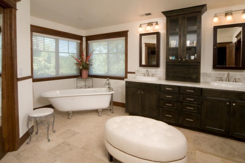 Old-Is-New-Again-Vintage-Meets-Modern-In-the-Bathroom.jpg
