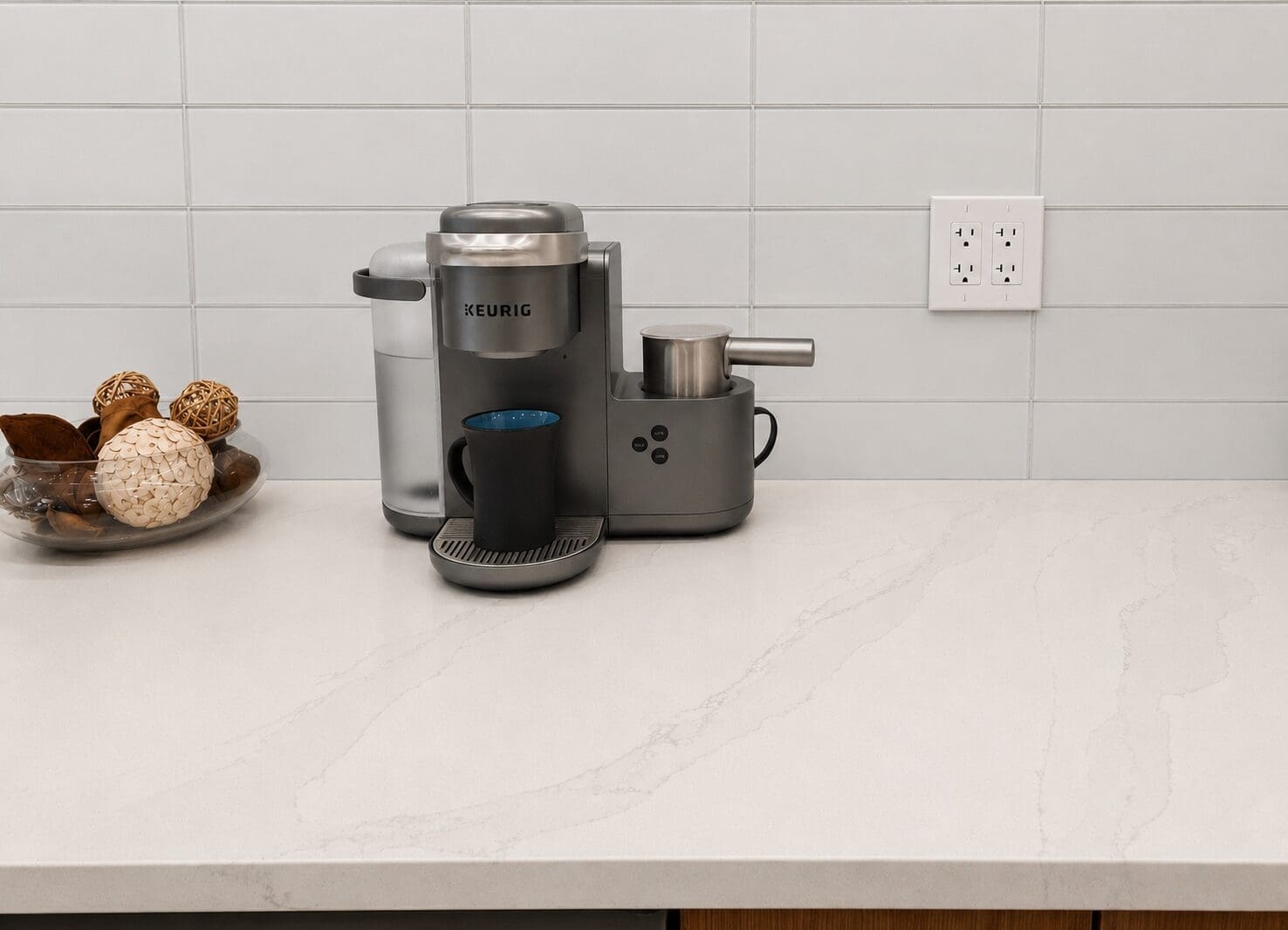 An image of quartz counters in Alexandria, Virginia.